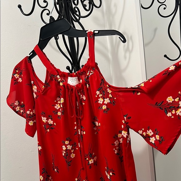 Sienna Sky Red Floral Blouse - Picture 3 of 8